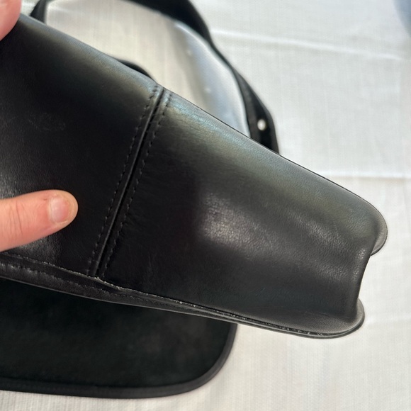 Coach Vintage Black Leather Women's Satchel - Picture 15 of 16